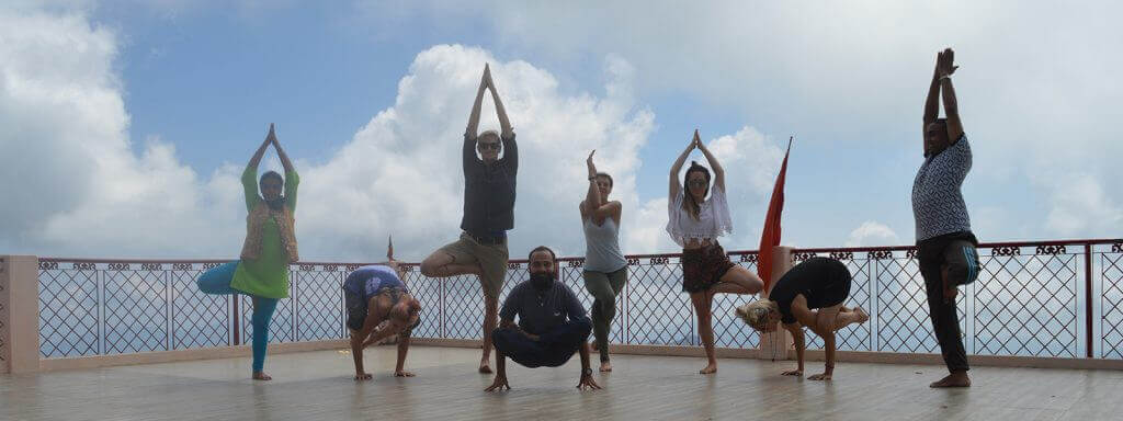 Get 200-Hour Yoga Teacher Training Online in Rishikesh