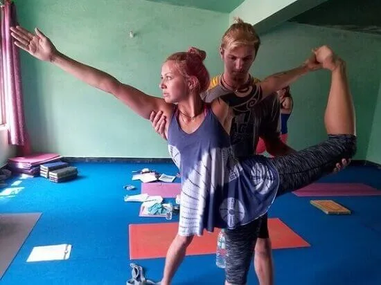 200 hour yoga ttc in Rishikesh
