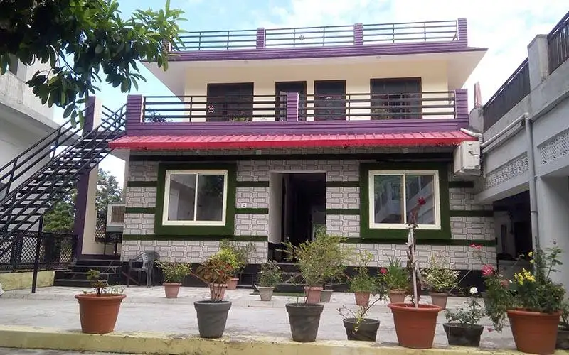 accomodation during yoga teacher training in rishikesh