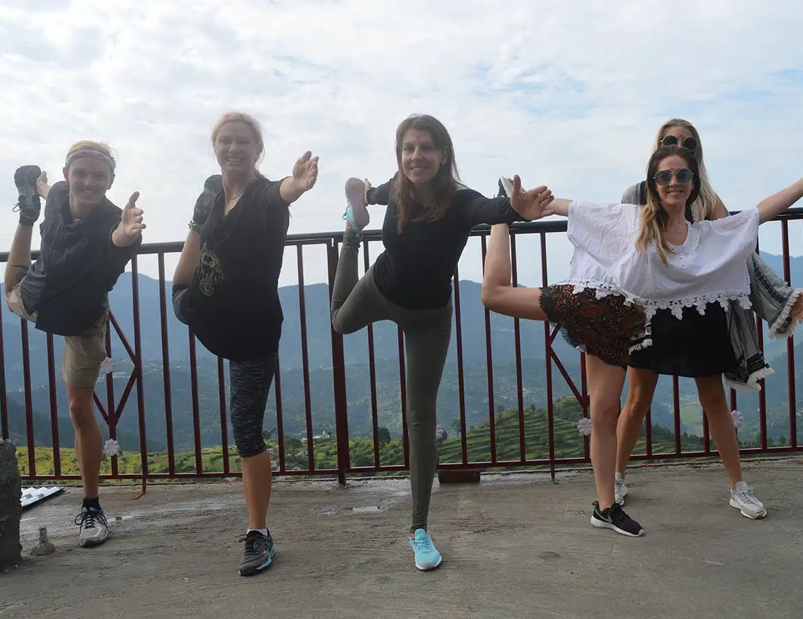 hatha yoga asana in rishikesh