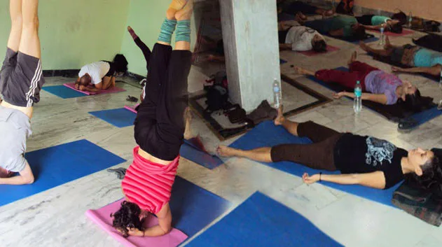 yoga-teacher-training-in-india-2 yoga-teacher-training-in-india-2